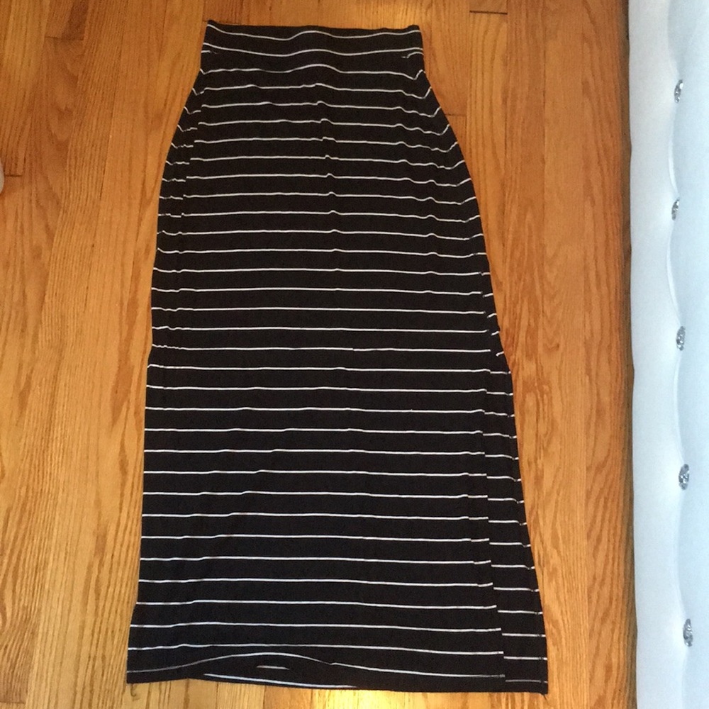 Striped maxi skirt